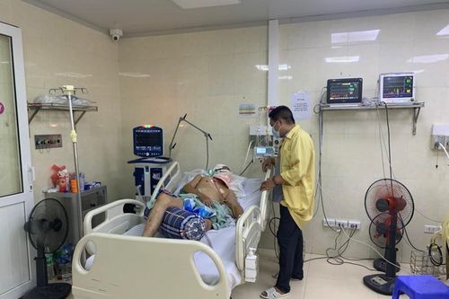 Người công nhân môi trường đam mê làm từ thiện