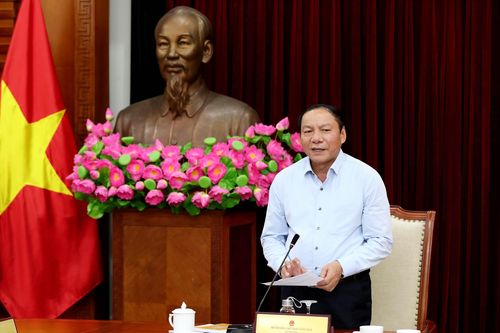 Bộ trưởng Nguyễn Văn Hùng: Công tác phòng, chống doping phải được đặt lên hàng đầu khi chuẩn bị cho VĐV dự Asian Games 19