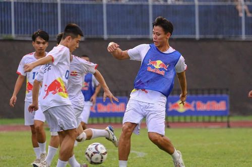 Tiến Linh, Quế Ngọc Hải chia sẻ nguồn năng lượng dài lâu vươn xa