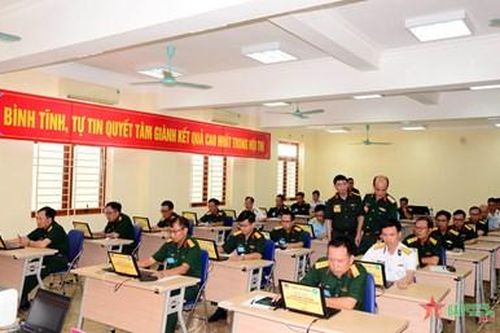 Chủ nhiệm quân y sư đoàn và vùng hải quân đua tài