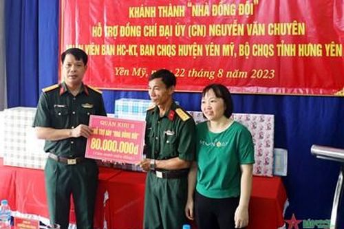 Khánh thành và bàn giao Nhà đồng đội tặng Đại úy QNCN Nguyễn Văn Chuyên