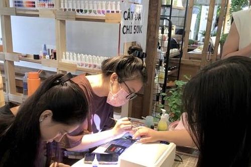 Hấp dẫn chợ phiên cuối tuần tại Nhà Văn hóa Thanh niên TP. HCM