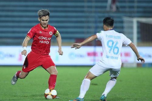 'Chuyện buồn không của riêng ai' nhìn từ vụ giải thể Hội cổ động viên Nam Định
