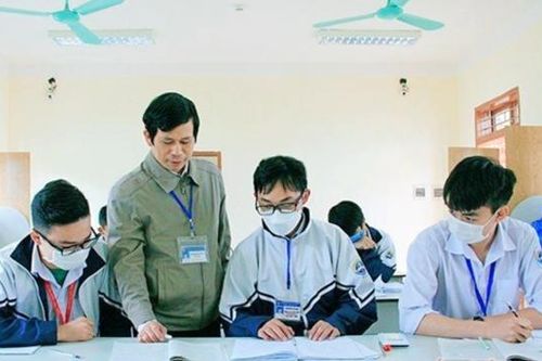 Thầy giáo Vật lý tỏa sáng nơi núi rừng Tây bắc