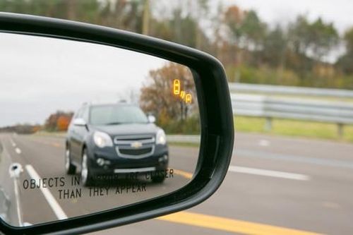 Tính năng hỗ trợ người lái trên ô tô giúp giảm hàng chục triệu vụ tai nạn
