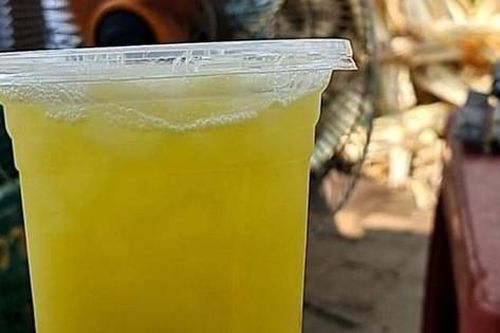 'Chặt chém' ly nước mía, lĩnh phạt 400 ngàn
