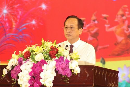 Chủ tịch Bạc Liêu nhận hơn 100 cuộc gọi sau gần một ngày công bố đường dây nóng