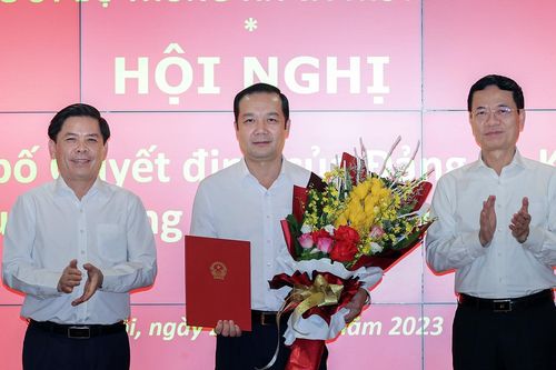 Thứ trưởng Phạm Đức Long giữ chức Bí thư Đảng ủy Bộ Thông tin và Truyền thông