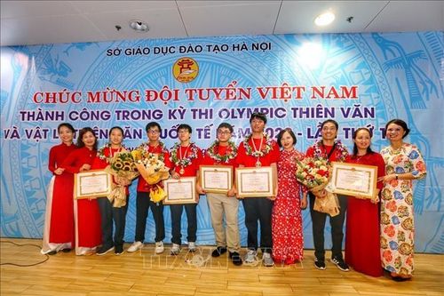 Học sinh Hà Nội giành thành tích cao tại Olympic Thiên văn và Vật lý thiên văn