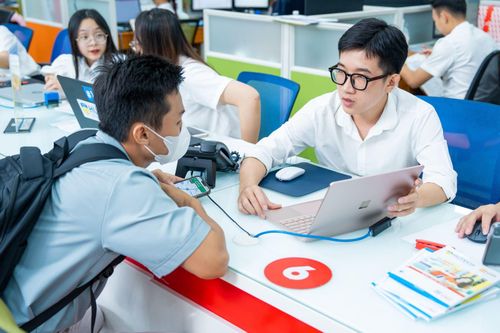 Điểm trúng tuyển bằng kết quả thi tốt nghiệp THPT 2023 khu vực phía Nam tăng