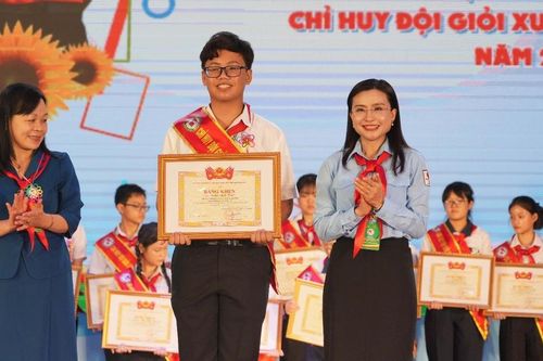 Những chỉ huy Đội tài năng, trách nhiệm