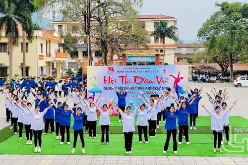 Dân vũ bồi đắp tinh thần lạc quan