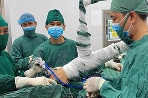 Bệnh viện Trường đại học Y - Dược Huế nhận giải thưởng từ Hội Tim mạch Hoa Kỳ