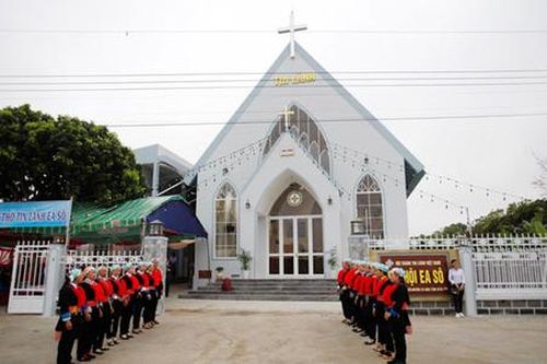 Tín hữu Tin lành ở Ea Kar đoàn kết giúp nhau phát triển kinh tế