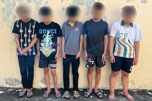 Bắt giữ nhóm đối tượng gây ra liên tiếp 3 vụ cướp tài sản