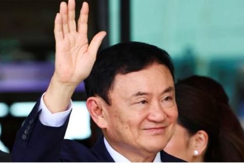 Cựu Thủ tướng Thaksin Shinawatra trở về Thái Lan sau 15 năm