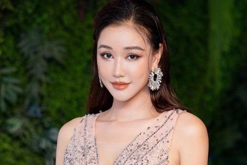 Maya trở lại ca hát sau biến cố bệnh tật