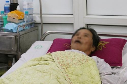 Sốt ở bệnh nhân đái tháo đường, coi chừng biến chứng áp xe gan