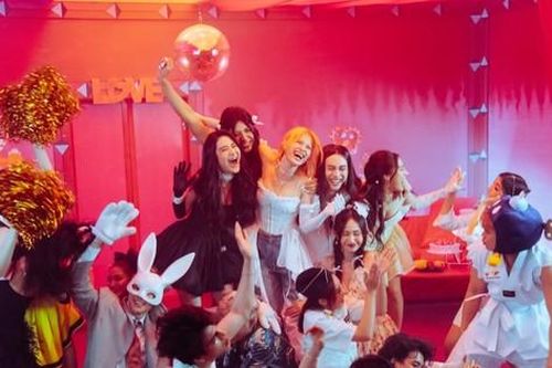Màn tái xuất đậm chất Gen Z của Đông Nhi: tlinh và nhiều TikToker 'triệu view' góp mặt