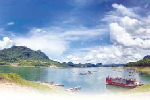 Đánh thức tiềm năng văn hóa du lịch Hòa Bình (3): Sáng tạo đưa du lịch thành ngành kinh tế mũi nhọn
