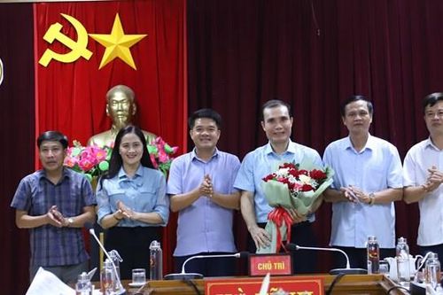 Ủy ban ĐKCG Việt Nam tỉnh Hà Tĩnh ra mắt Ban Thường trực khóa VIII