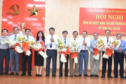 Quảng Ngãi điều động, luân chuyển hàng loạt lãnh đạo
