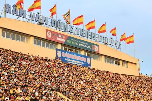 CLB Nam Định thông báo mở cửa tự do trận cuối, CĐV khen 'quá tuyệt vời'