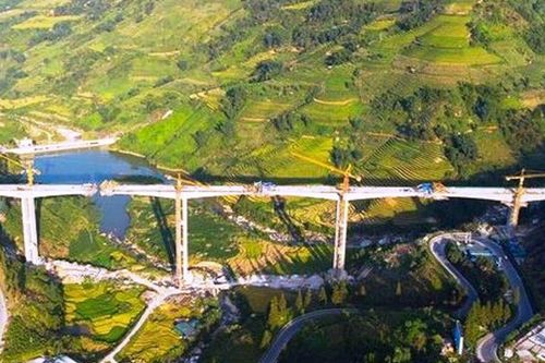Lào Cai chạy thử cầu cạn Sa Pa có trụ cầu cao nhất Việt Nam