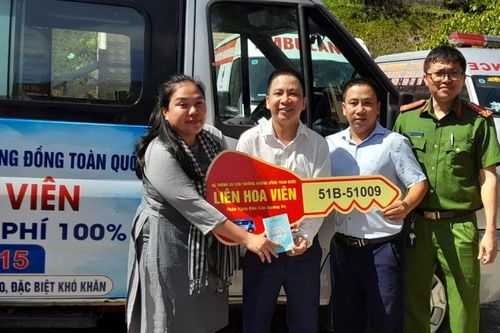 Lay động chuyện tử tế, sống đẹp của anh em sinh đôi ở Quảng Trị