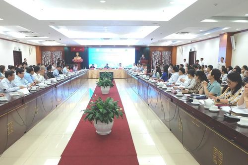 Ứng dụng công nghệ để hạn chế xả rác ra đường, kênh rạch