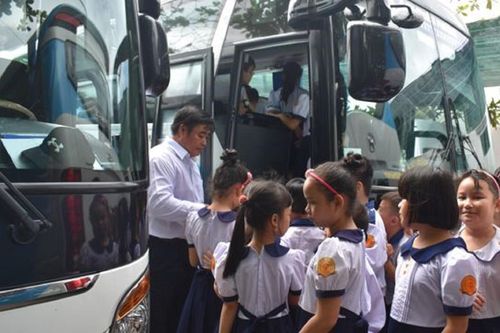 Quy định xe đưa đón học sinh: Bảo đảm an toàn, dễ dàng quản lý