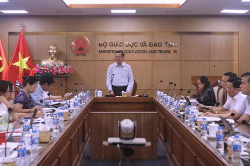 Bộ GD&ĐT đẩy nhanh tiến độ xây dựng các văn bản quy phạm pháp luật