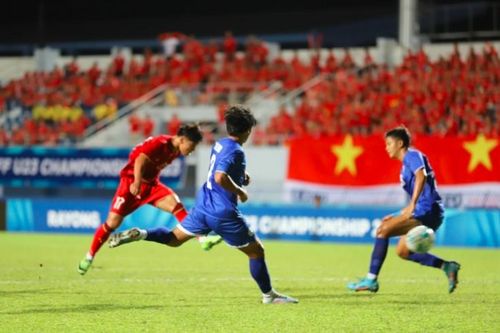 AFF vinh danh 1 cầu thủ Việt Nam sau khi giành vé vào bán kết U23 Đông Nam Á