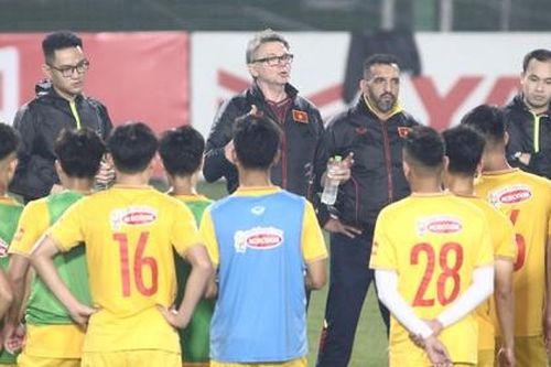 Đội tuyển U23 Việt Nam của ông Troussier 'khởi động'