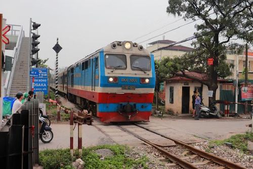 Bảo đảm an toàn giao thông đường sắt dịp nghỉ lễ 2/9