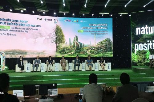 Diễn đàn Doanh nghiệp phát triển bền vững Việt Nam 2023: Cuộc đua xanh toàn cầu