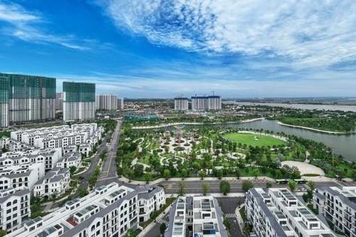 Vì sao tín dụng bất động sản tăng mạnh giữa lúc thị trường 'đóng băng'?