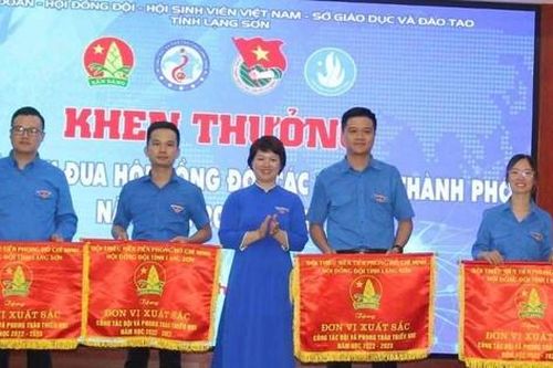 Thủ lĩnh Đoàn Hội Đội miền biên ải xứ Lạng được tôn vinh, khen thưởng