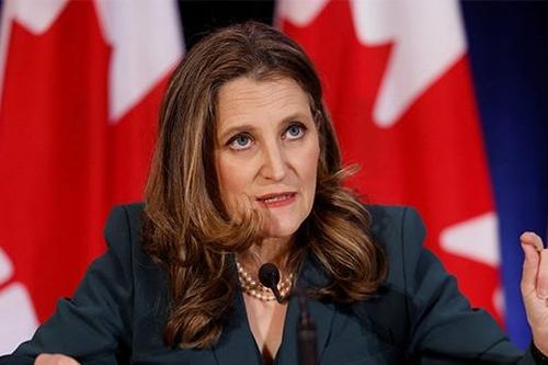 Tuyên bố chỉ đi xe đạp, Bộ trưởng Canada vẫn bị phạt vì lái ô tô quá tốc độ