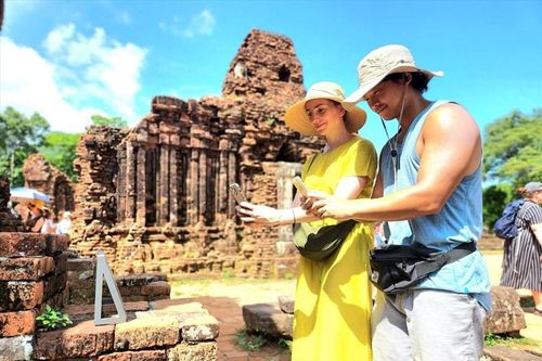 'Trợ lý ảo' phục vụ du khách đến Quảng Nam