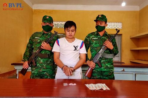 Bộ đội Biên phòng tỉnh An Giang bắt giữ nghi phạm tàng trữ trái phép chất ma túy