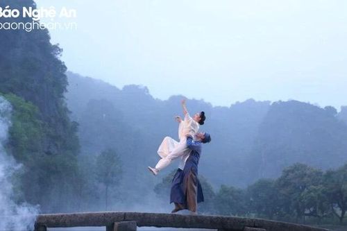 NSƯT Phạm Phương Thảo phát hành MV mới 'Cõng mẹ về trời' mùa Vu Lan