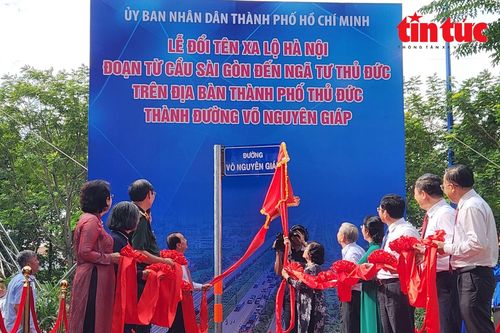TP Hồ Chí Minh: Lễ đổi tên Xa lộ Hà Nội thành đường Võ Nguyên Giáp