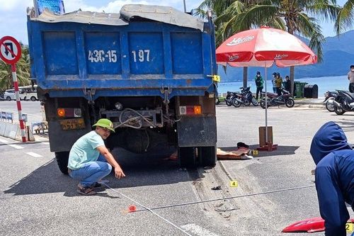 Bắt giam tài xế khiến nữ du khách tử vong vì tránh đèn đỏ
