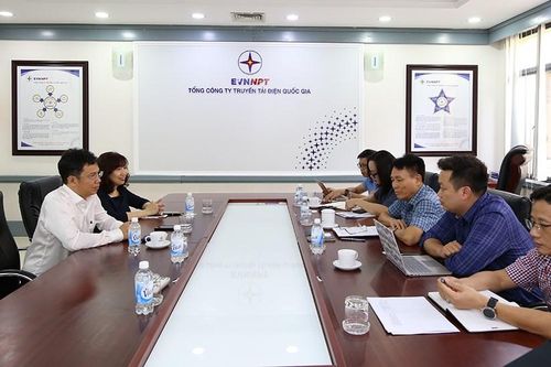 EVNNPT làm việc với Vietcombank và ACB thu xếp vốn cho dự án Đường dây 500kV mạch 3 Quảng Trạch – Phố Nối