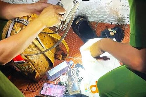 Tìm thấy thi thể cô gái 22 tuổi nhảy cầu Cửa Đại