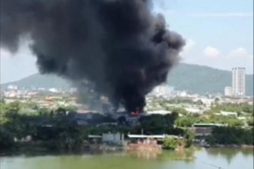Bà Rịa - Vũng Tàu: Đang phối hợp điều tra nguyên nhân cháy lớn tại kho phế liệu gần khu dân cư