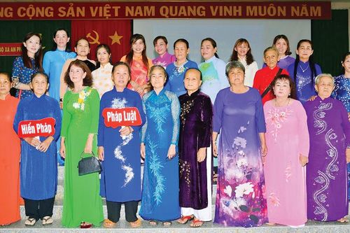 'Áo dài 0 đồng'
