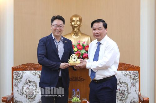 Lãnh đạo tỉnh tiếp xã giao đoàn công tác Trường Đại học Hoseo, Hàn Quốc