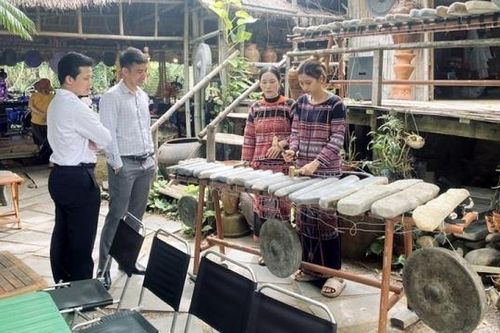 Phú Yên: Độc đáo nghệ thuật đàn đá thu hút khách du lịch